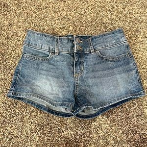EUC Abercrombie Kids denim shorts size 11-12